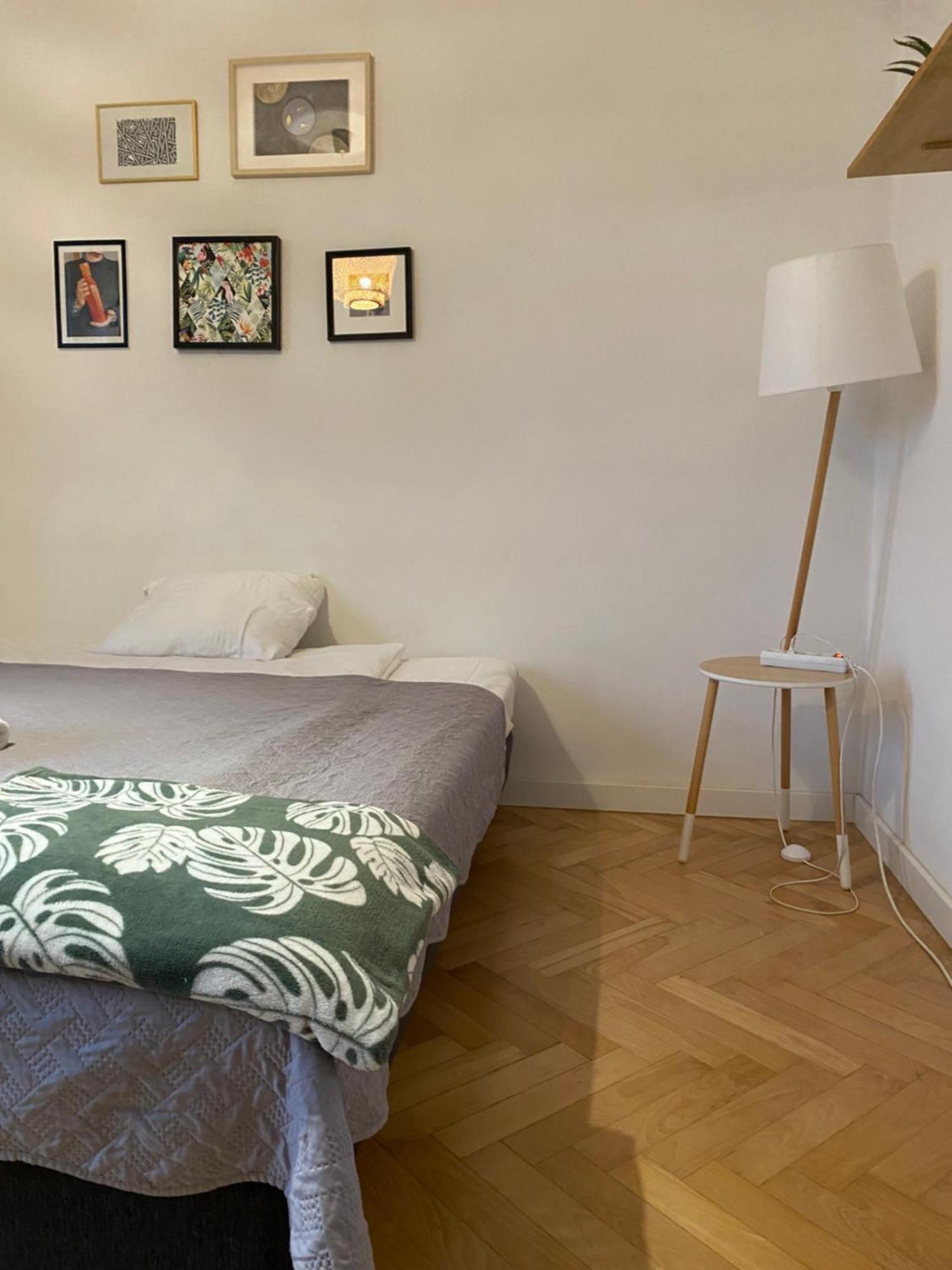 Slow Life Apartment Next To Metro Station Βαρσοβία Εξωτερικό φωτογραφία