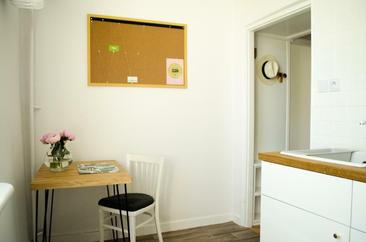 Slow Life Apartment Next To Metro Station Βαρσοβία Εξωτερικό φωτογραφία